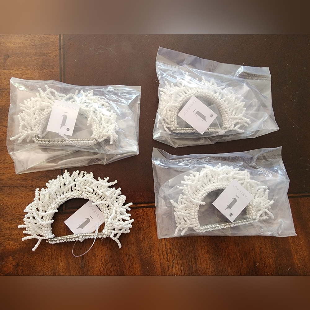 Tableau White Beaded Napkin Rings (4)